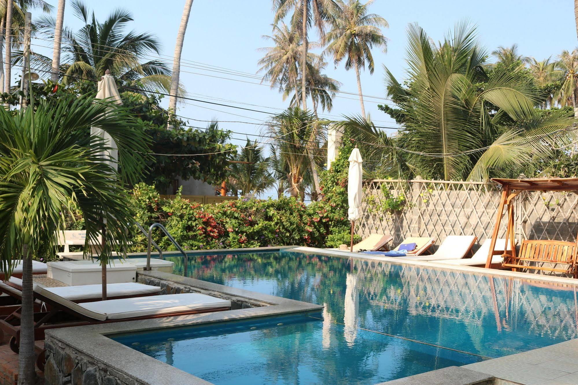 Sunrise Village Hotel Mũi Né Buitenkant foto